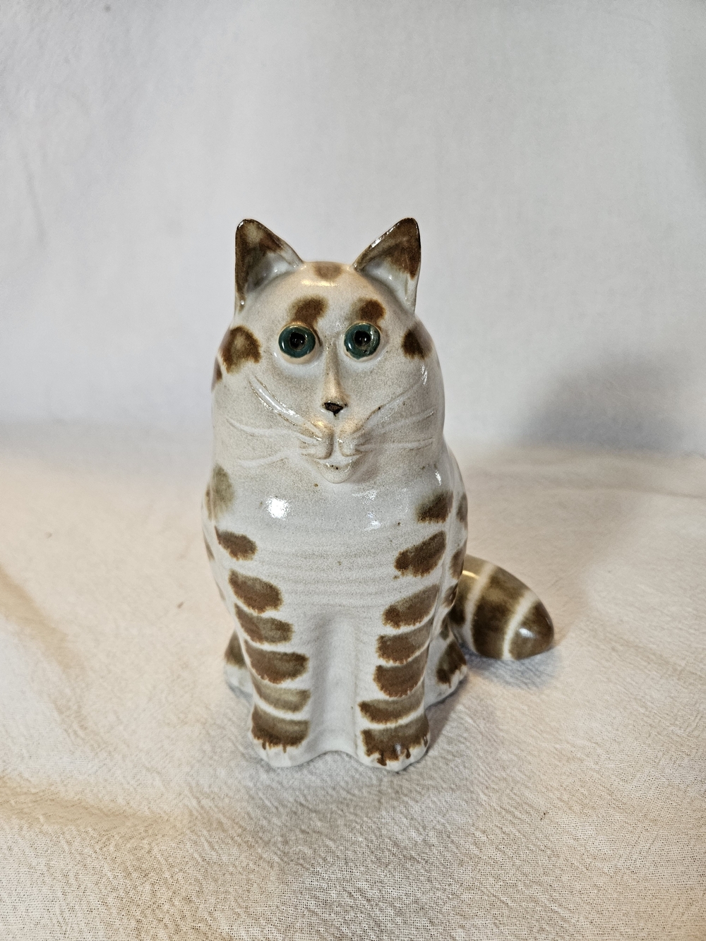 Foxlo Pottery Ginger/White Cat Figure -Midcentury